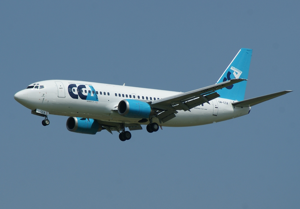 CCA B737 OM-CCA